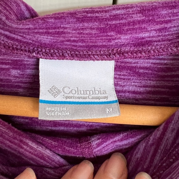 Columbia long sleeve hoodie size medium plum color - Picture 9 of 10